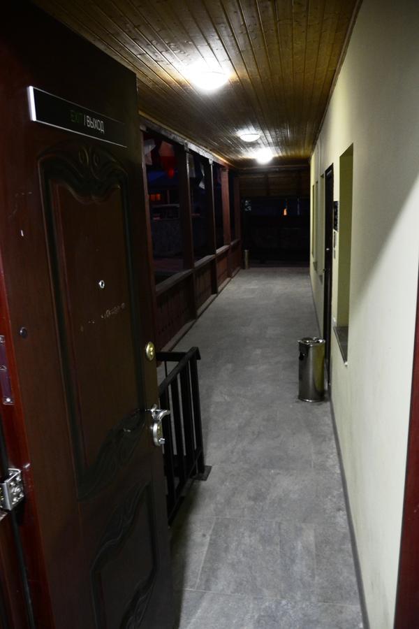 Daeli Hotel Mestia Buitenkant foto