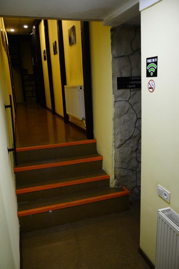 Daeli Hotel Mestia Buitenkant foto