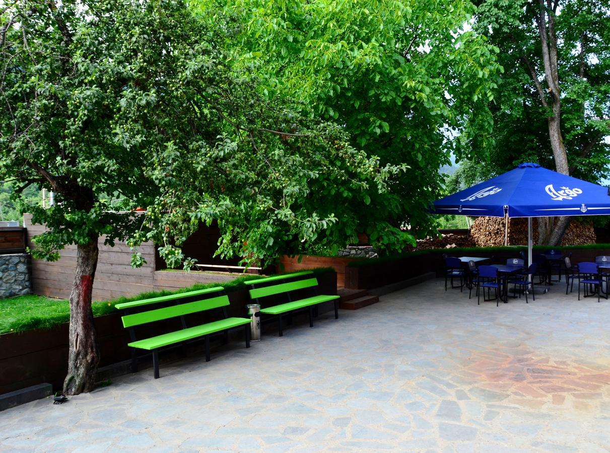 Daeli Hotel Mestia Buitenkant foto