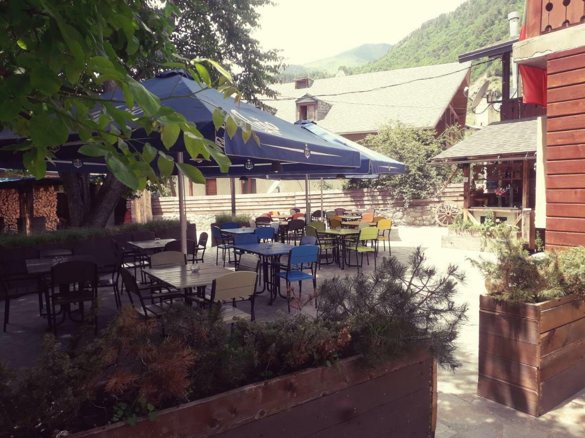 Daeli Hotel Mestia Buitenkant foto